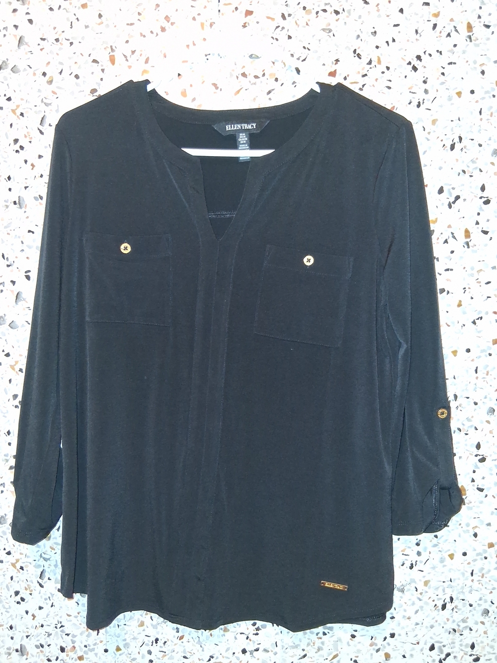 Women's Ellen Tracy 3/4 Sleeve Blouse Size Medium Black V-neck Thick Material